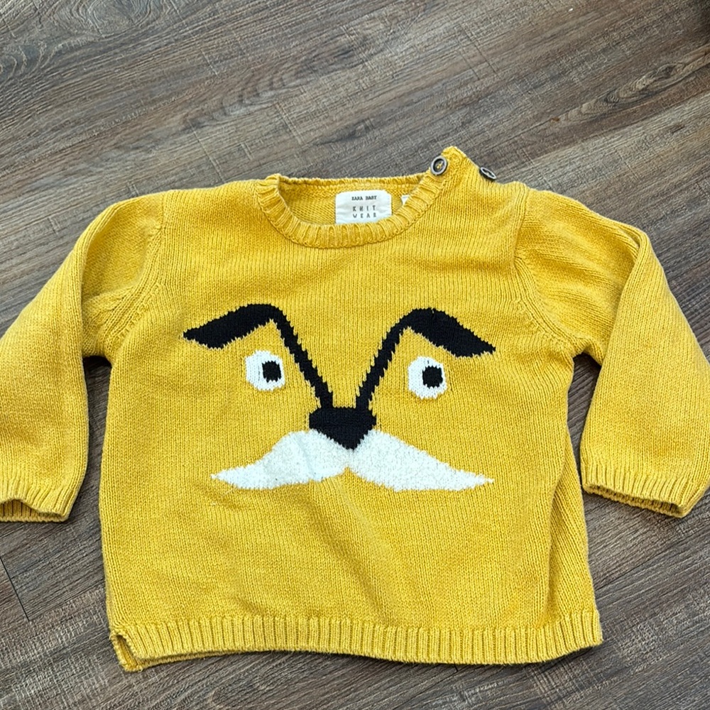 Zara Kids 18-24m Lorax Yellow Sweater with Black and White Lorax Design